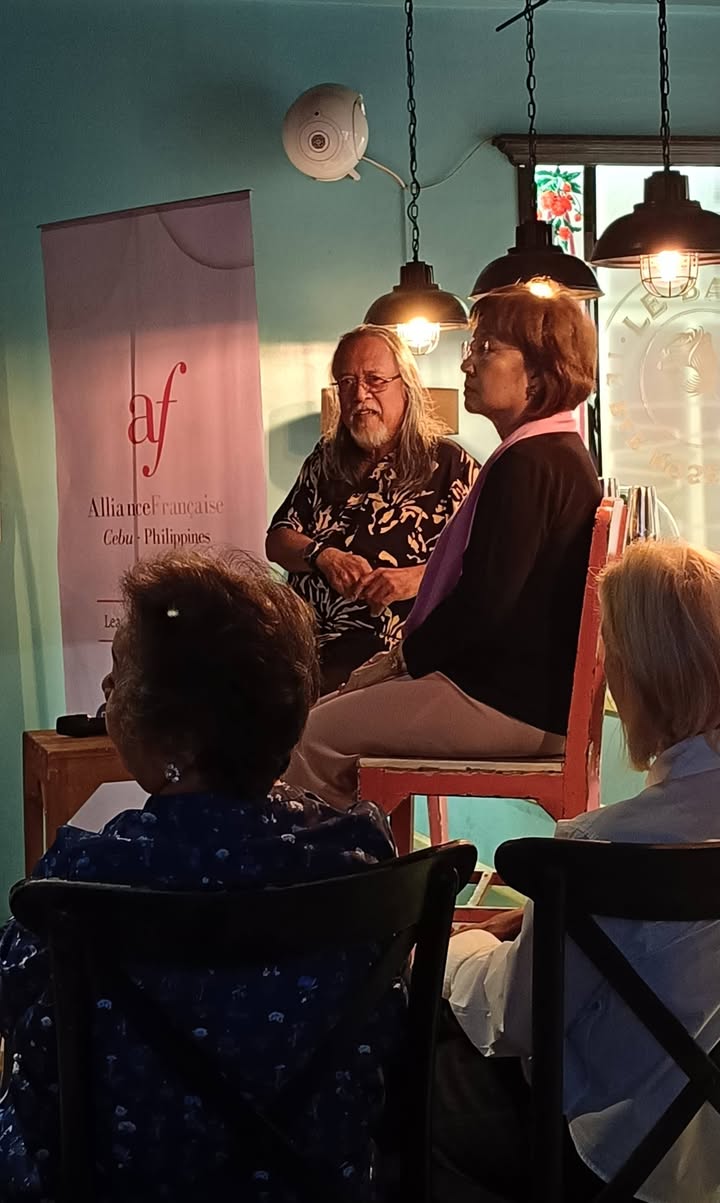 A night of poetry, conversations, and the promise of beginnings photo