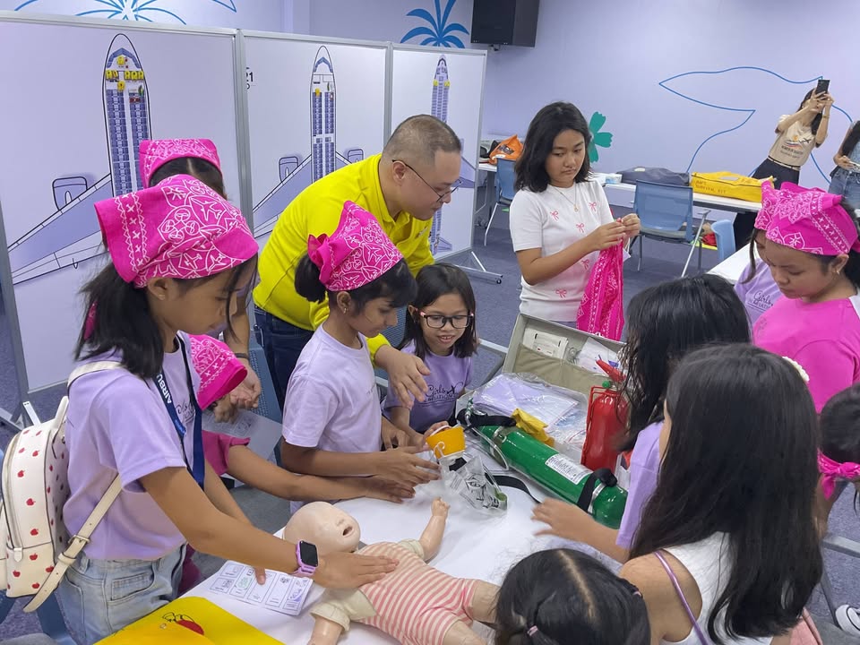 Cebu Pacific hosts Aviation Day for aspiring Filipina aviators