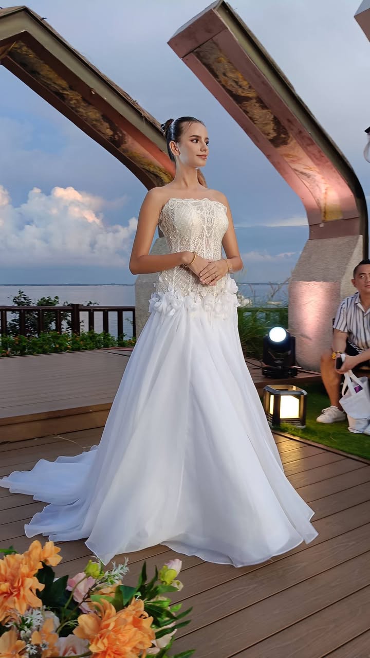 Dreamy wedding gowns take runway at ‘Journey to Ever After…