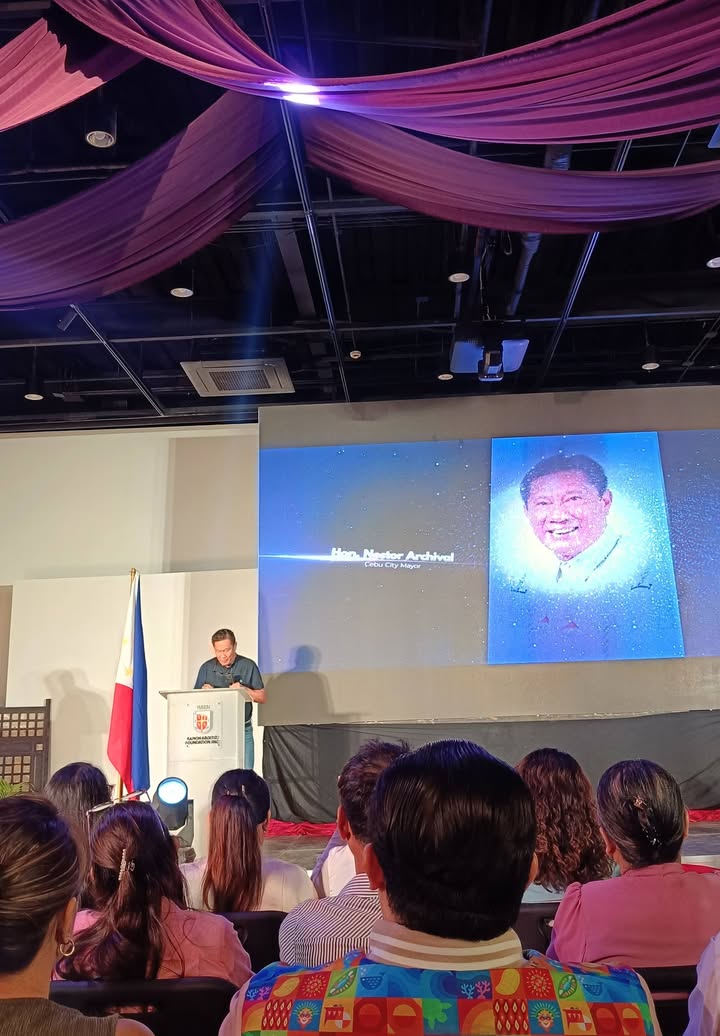 Gabii sa Kabilin shines in 20th anniversary kick-off photo