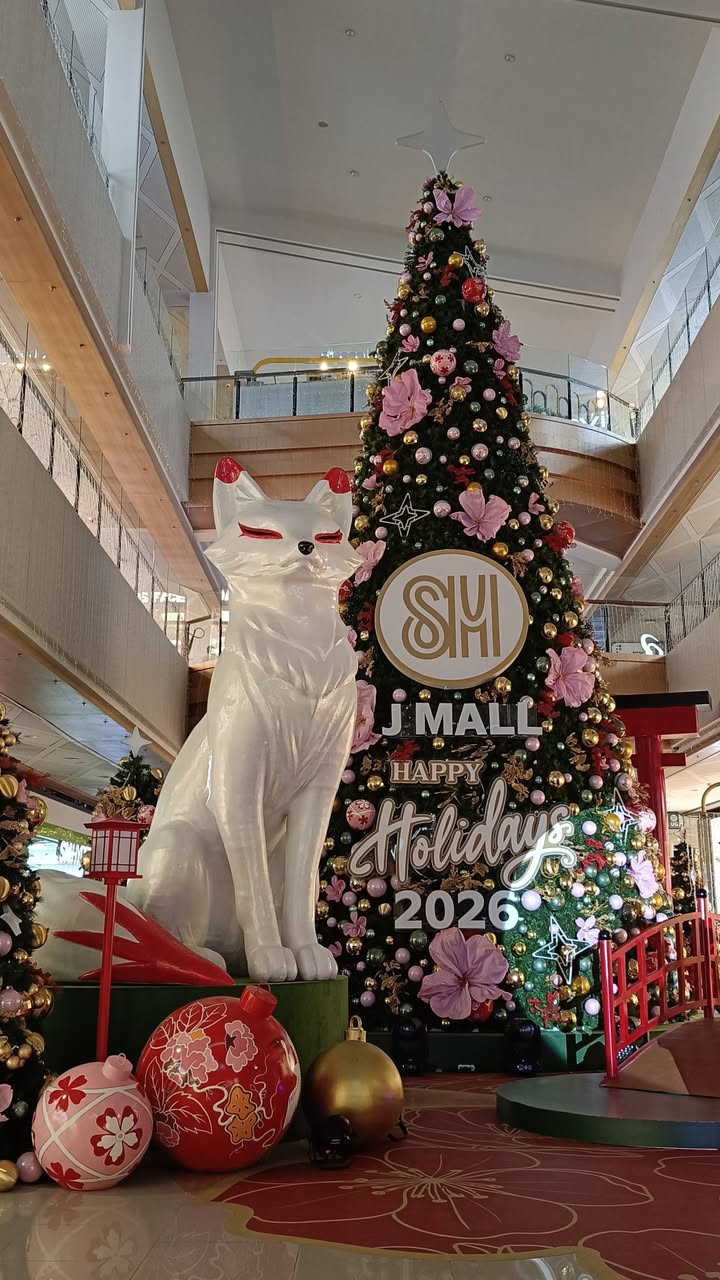 SM J Mall unveils Kitsune’s Christmas Grove photo