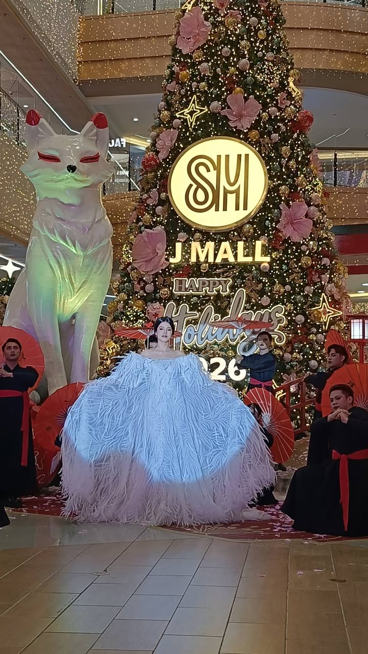 SM J Mall unveils Kitsune’s Christmas Grove