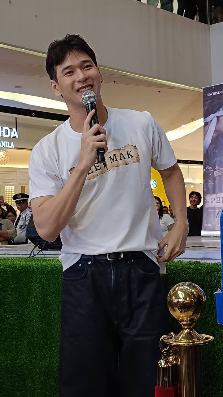 Wilbert Ross is here at the SM Seaside City Cebu for the Pee Mak mall show and…
